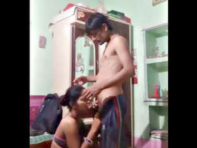 Tamil girl's sensual foreplay and oral skills in HD video