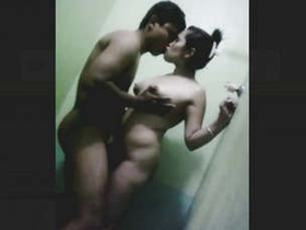 Dhaka couple enjoys steamy bathroom encounter