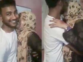 Desi couples flaunt their ample breasts in a steamy video