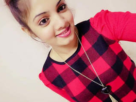 Sri Lankan beauty with stunning face and full body pics