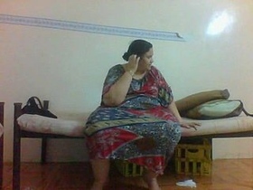 Older Arab woman with curves neglected in video