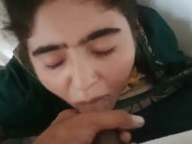 A beautiful Pakistani woman relishes receiving semen in her mouth
