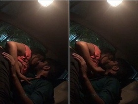 Desi's lover in the car: An unforgettable experience for fans