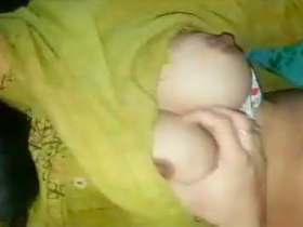Indian wife reveals her breasts