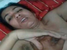 Indian aunt's timid allure