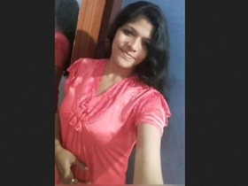 Bhabi's hot MMS with a big dildo