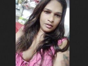 Curvy bhabhi's MMS featuring big boobs and horny action