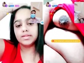 Indian sisters put on a sensual webcam performance