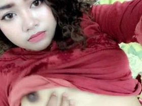 Indian village teen reveals cute breasts on webcam