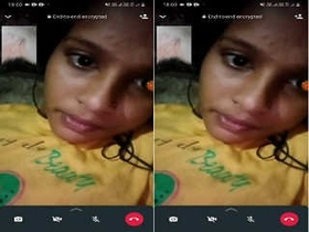 Indian girl flaunts her breasts on VK
