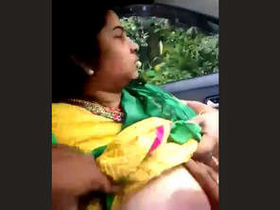 Tamil cheating wife seduces her lover in her home
