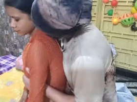 Bored guys watch Bhojpuri couple having clear talking sex