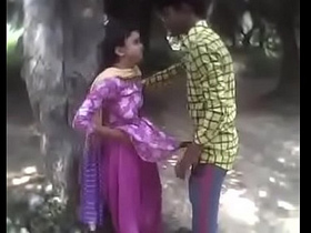 Indian horny couple engages in outdoor sex