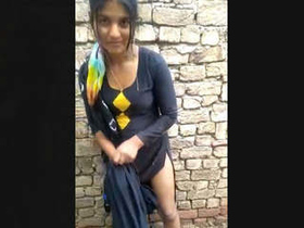 After intense lovemaking, Indian girl colors her partner's outfit