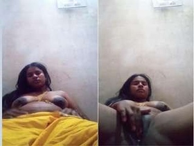 Indian bhabhi flaunts her big boobs and wet pussy
