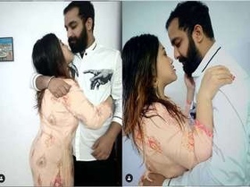 Horny wife gives a blowjob and rides her man's cock