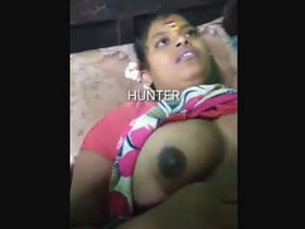 Indian wife from mallu background gets intimate with her spouse