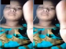 Bangla pornstar flaunts her breasts in video call