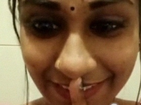 Indian Tamil babe masturbates on video call with her fingers