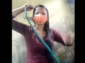 Indian teen's sensual shower scene
