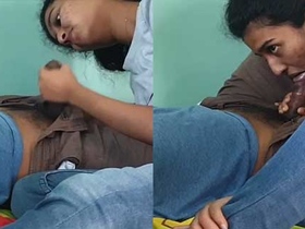 Bangla girl gives blowjob to a guy on camera