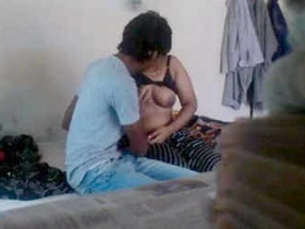Indian college students have passionate sex in a hostel