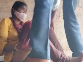 Telugu randi gets fucked hard in a steamy video