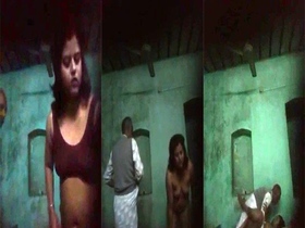 Desi couple enjoys steamy sex in front of the camera
