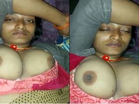 Indian wife with big breasts gets pounded and sucked
