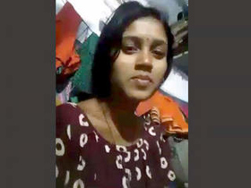 Bhabhi from the village gets super hard with her fingers