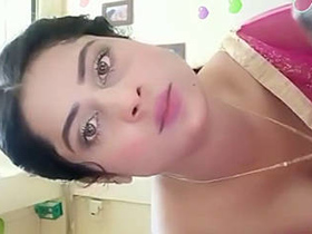 Punjabi beauty flaunts her stunning curves
