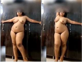 Fatty Bhabhi from India films her nude body