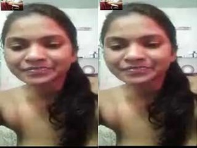 Desi girl with cute boobs gets naughty on camera