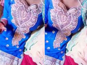 Bengali bhabi flaunts her panties and belly button in Salwaar, missing you