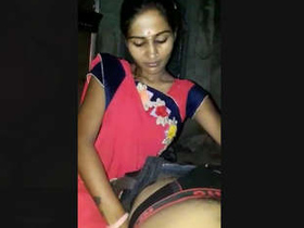 Watch a stunning bhabhi give a mind-blowing blowjob in this video