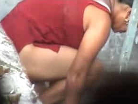 Desi delight in a steamy bath