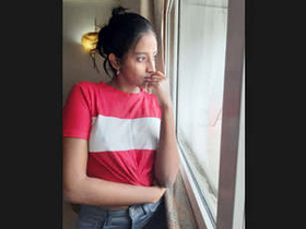 New video of Tamil girl giving a spanking BJ and getting fucked