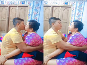 Amateur Desi Bhabhi's exclusive kissing session