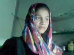 Desi Pakistani couple enjoys steamy sex