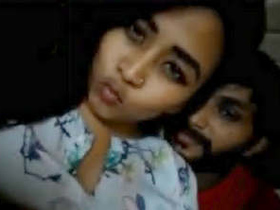 Watch a hot Indian babe with big boobs get herself off on camera