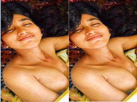 Amateur Telugu girl gives a sensual blowjob