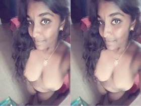 Exclusive video of a Tamil girl exposing her wet pussy
