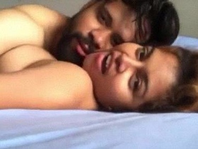 Desi girl with a tattoo gets naughty with her boyfriend on sex tube