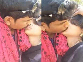 Indian couple enjoys outdoor makeout session