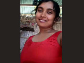 Watch a stunning Bengali girl in a nude selfie video