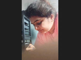 Watch a stunning wife perform oral sex on her partner