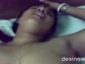 Desi aunty's hot video featuring Chudy Bengali