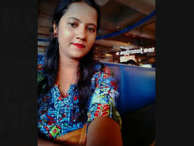 Indian girl gets fucked in a steamy video part 2