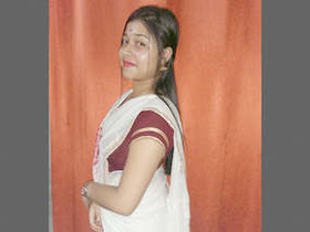 Excited girl releases complete clips