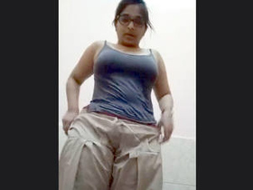 Attractive wife reveals her bare physique